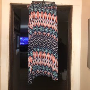 French Laundry length skirt Aztec design. Size 2X